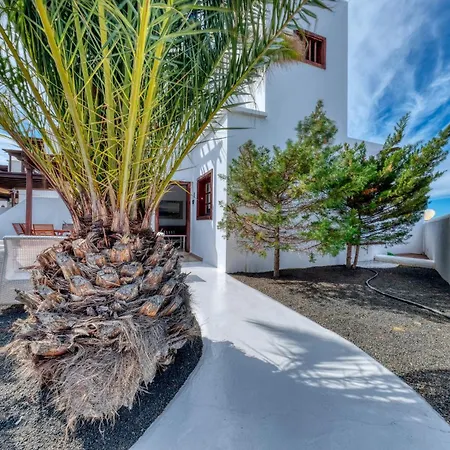 Casa Albi - Shared Pool With Bbq By Lanzarote Πλάγια Μπλάνκα