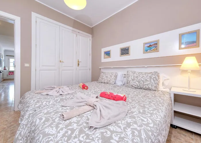 Casa Albi - Shared Pool With Bbq By Lanzarote Hébergement de vacances