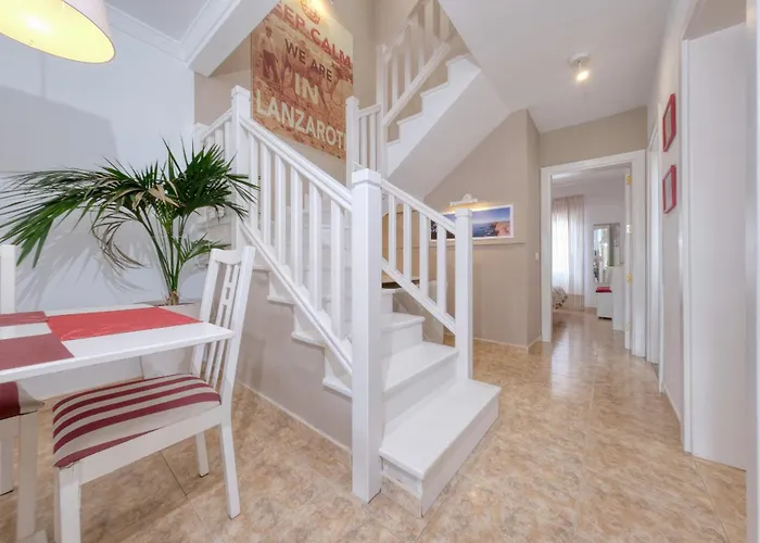 Feriehus Casa Albi - Shared Pool With Bbq By Lanzarote Playa Blanca (Lanzarote)