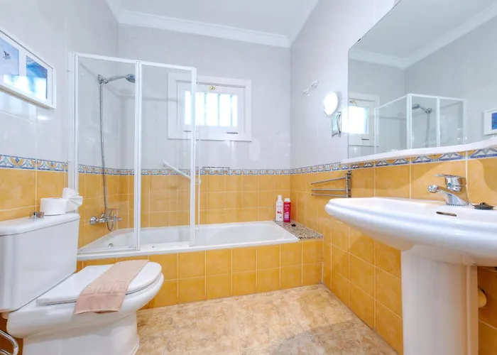 בית נופש Casa Albi - Shared Pool With Bbq By Lanzarote פלאיה בלנקה