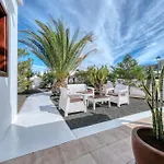 בית נופש Casa Albi - Shared Pool With Bbq By Lanzarote פלאיה בלנקה